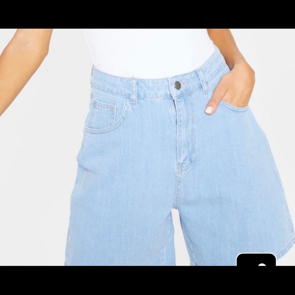 Clothes - Picture 9 of 16